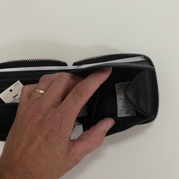36U2LCOF3B - MICHAEL KORS BLACK - BILLFOLD W ZP CN PKT - Picture 4 of 8